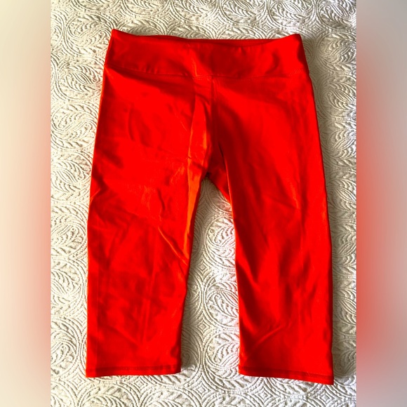 FABLETICS Crop Leggings; orange. - Picture 2 of 7